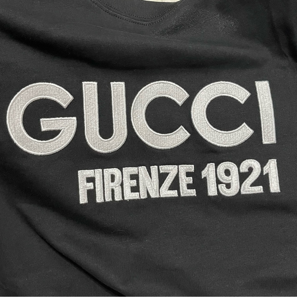 Like New Men Size Medium Gucci Logo Embroidered Oversized Tee 100% Cotton Black - Picture 9 of 13